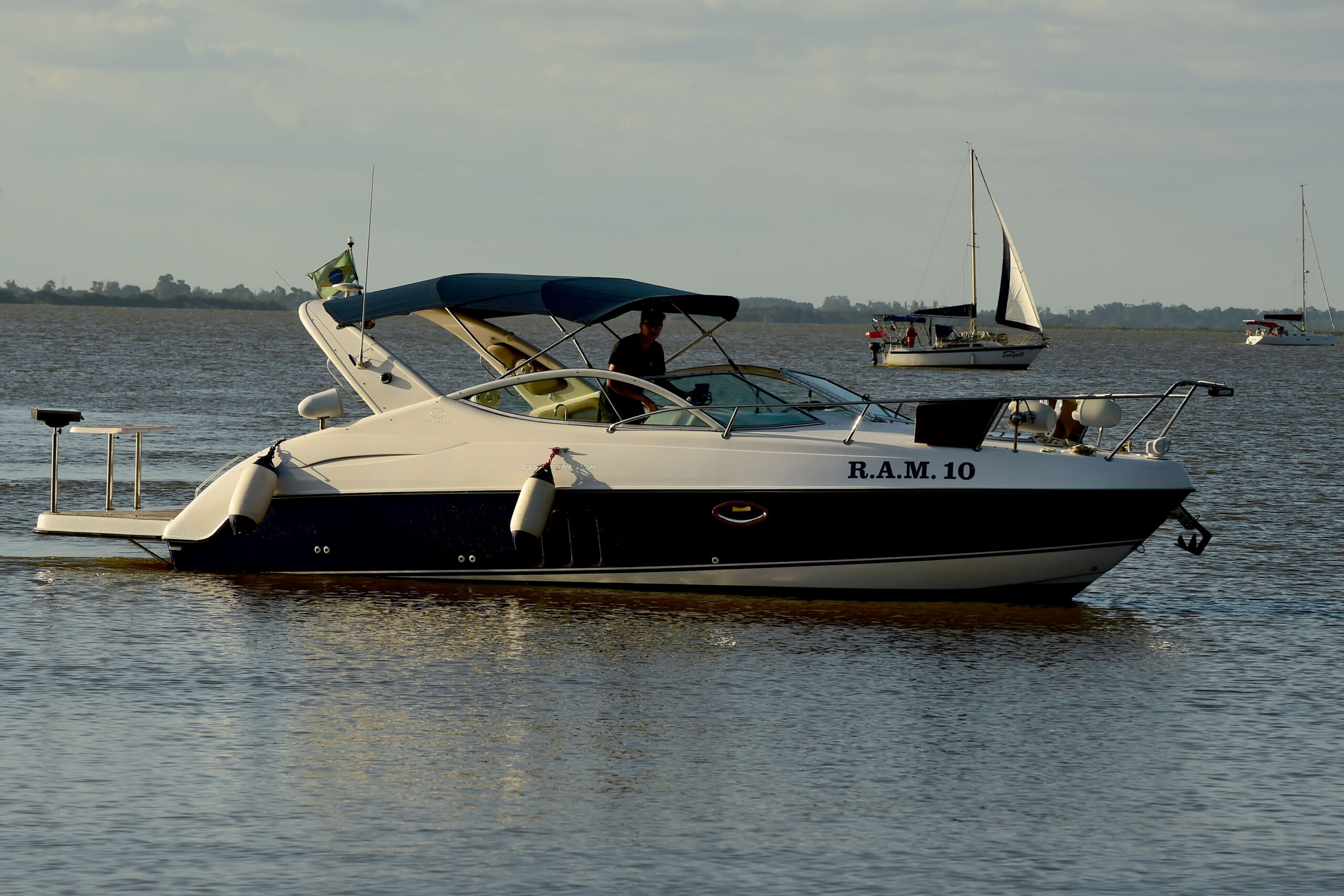 RR7_2364